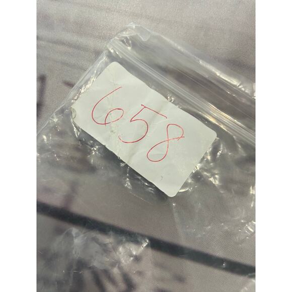 Geoffrey Beene Sport Linen Top Women 8 Black Embroider 3/4 Sleeve V Neck Stretch - Picture 9 of 10